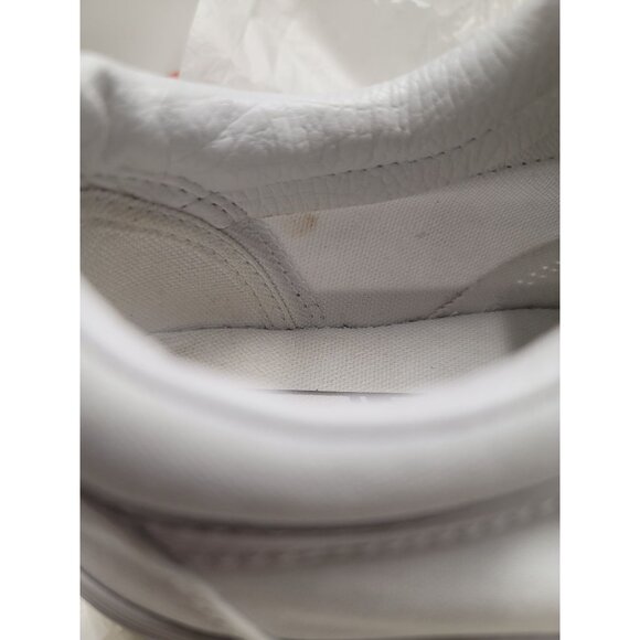 Vans White Canvas Lace-Up Sneakers Size 7M/8.5W Classic Style - Picture 9 of 12